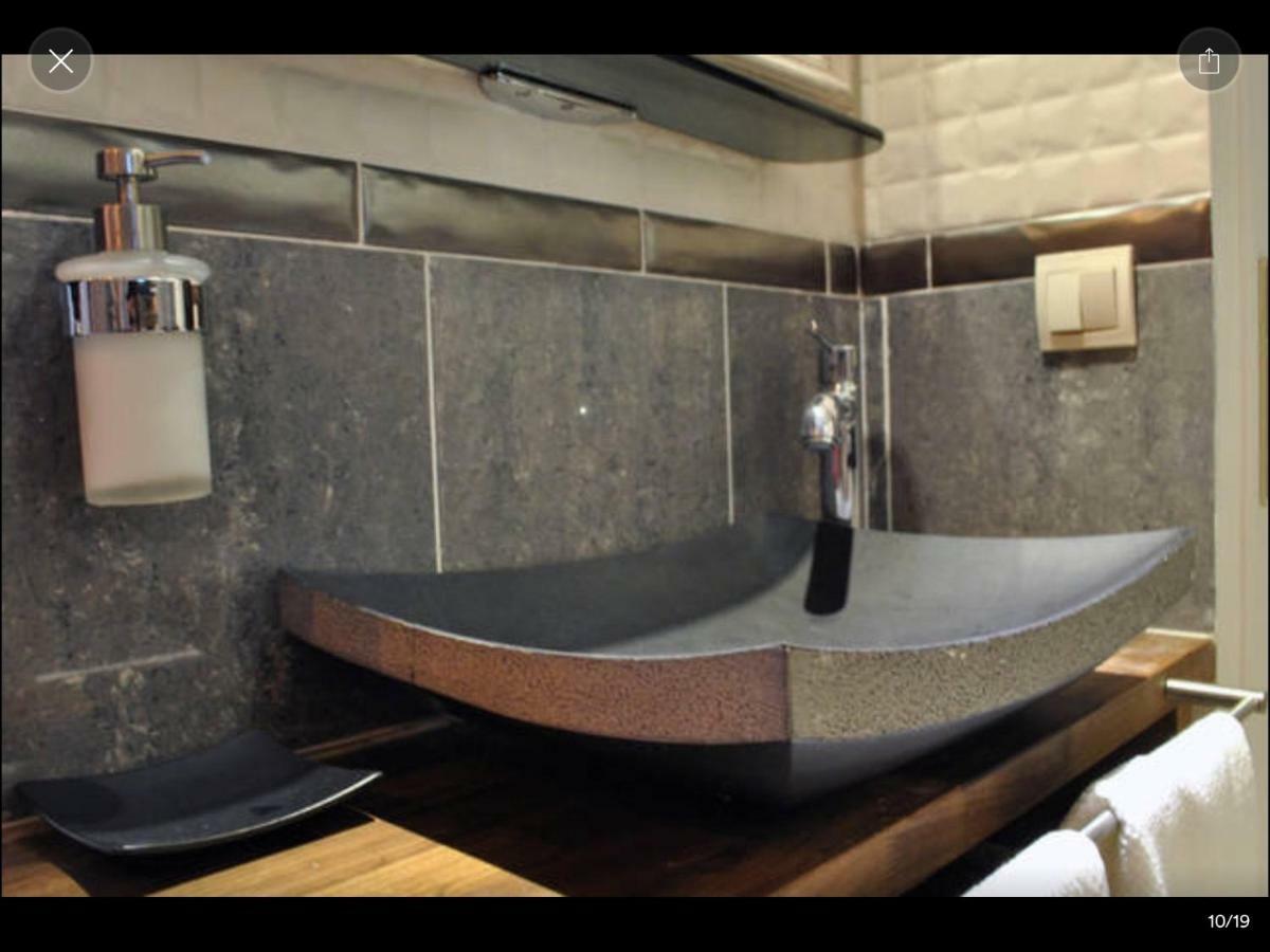 Cosy Marais Paris Apartment ภายนอก รูปภาพ