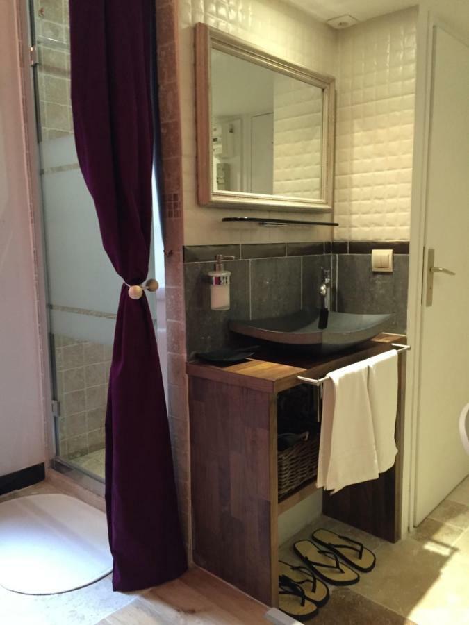 Cosy Marais Paris Apartment ภายนอก รูปภาพ