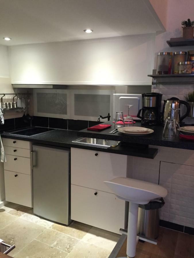 Cosy Marais Paris Apartment ภายนอก รูปภาพ